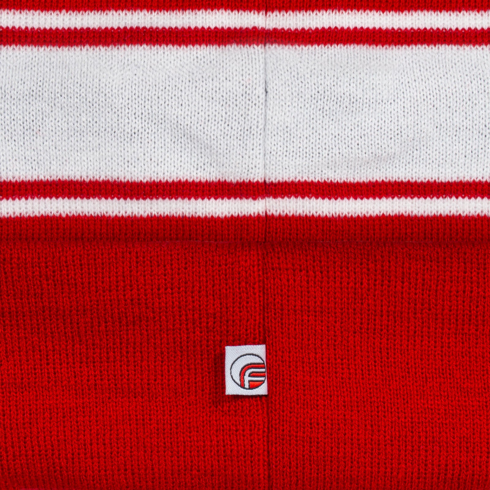 Man United knitted bobble hat in red with text to front